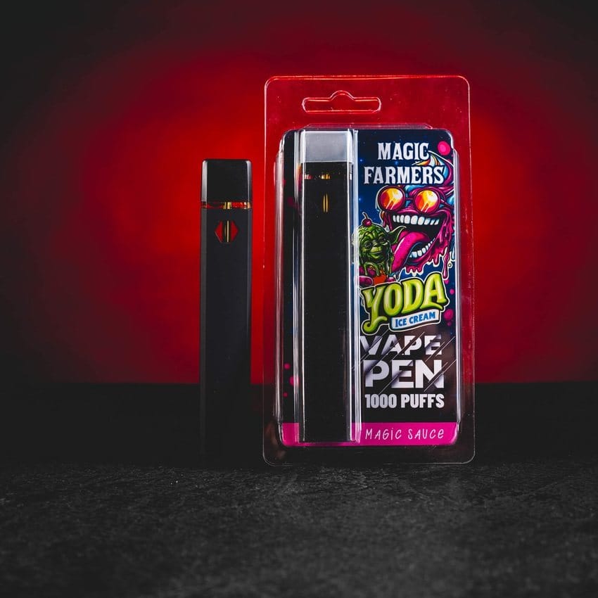 Prémium Yoda Ice Cream vape toll krémes, hűsítő és játékos ízvilággal kellemes aromás élményért. magic farmers yoda ice cream vape pen egyszer használatos vaporizér 1000 puffs kratomworld eladás