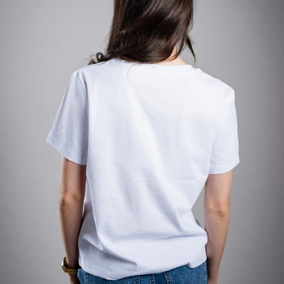 Kratom World női póló „sorry I don’t have kava kava” motívummal – eredeti merch kratomkedvelők és a Kratom World márka rajongói számára, stílusos streetwear design hangsúlyos nyomattal, kényelmes póló mindennapi viseletre, ideális városba, eseményekre vagy gyűjtői darabként a kratom közösség számára, hátoldal